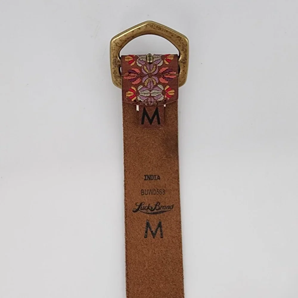 Lucky Brand Embroidered Leather Belt Purple Flowers on Brown Size M - Picture 2 of 8